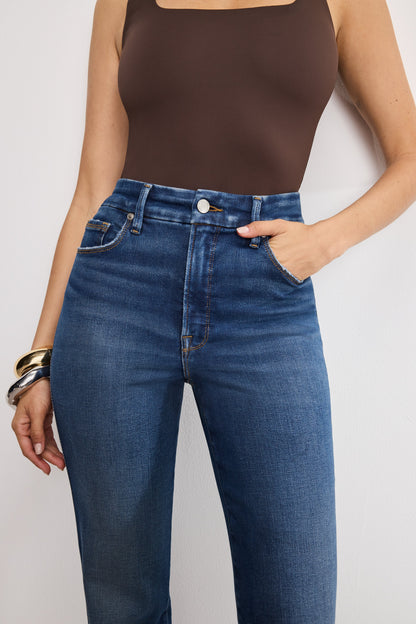 SOFT TECH GOOD CURVE STRAIGHT JEANS | INDIGO989