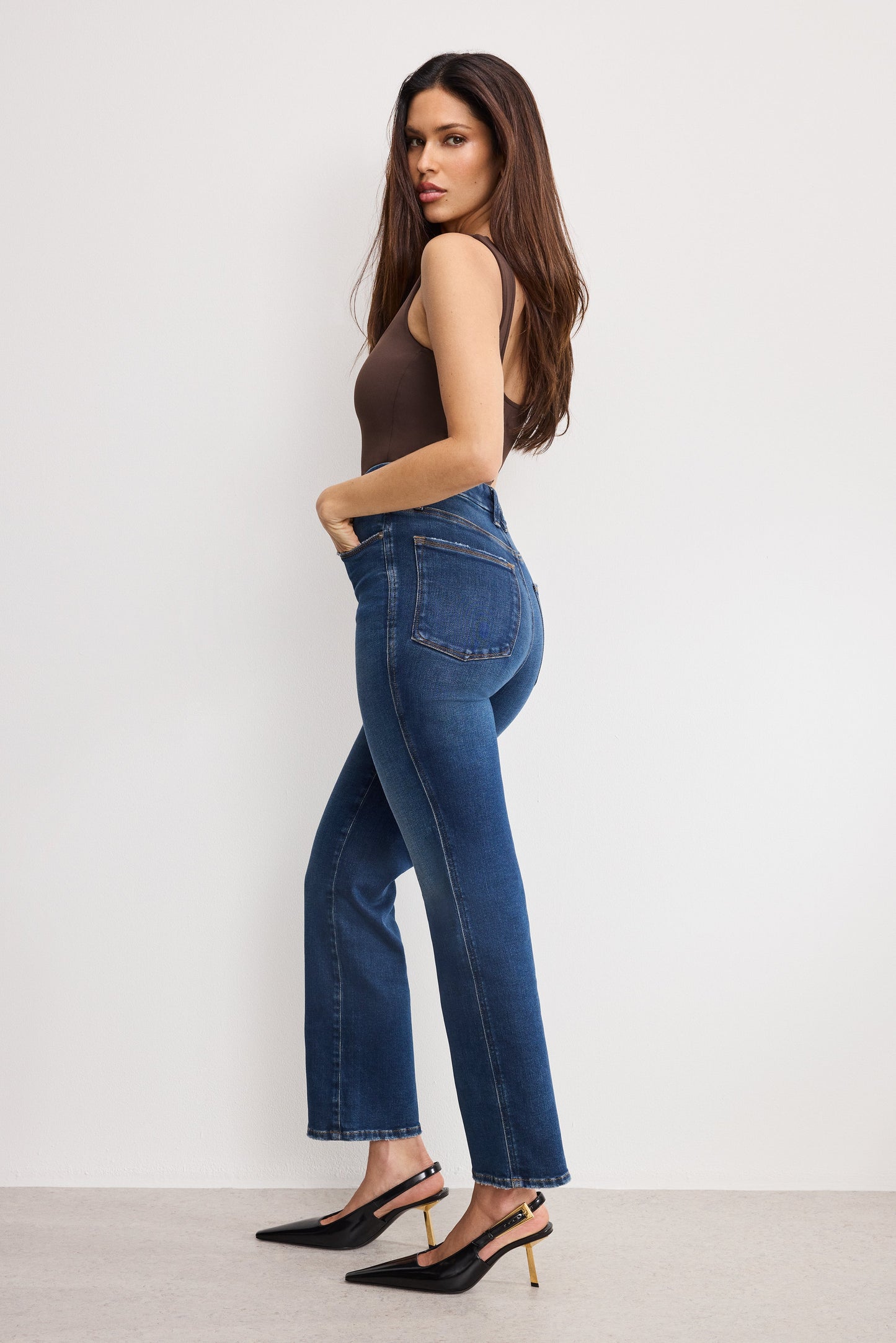 SOFT TECH GOOD CURVE STRAIGHT JEANS | INDIGO989