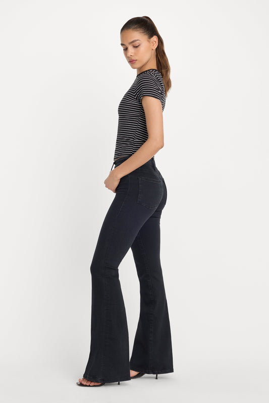 POWER STRETCH PULL-ON FLARE JEANS | BLACK001
